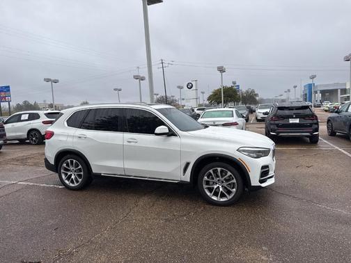 2023 BMW X5 sDrive40i