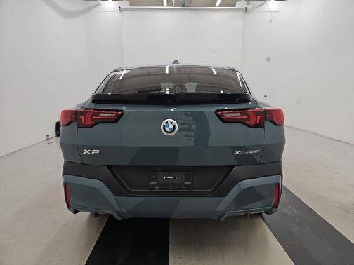 2025 BMW X2 xDrive28i