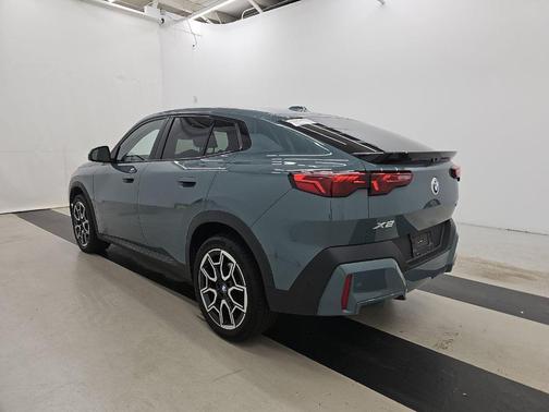 2025 BMW X2 xDrive28i
