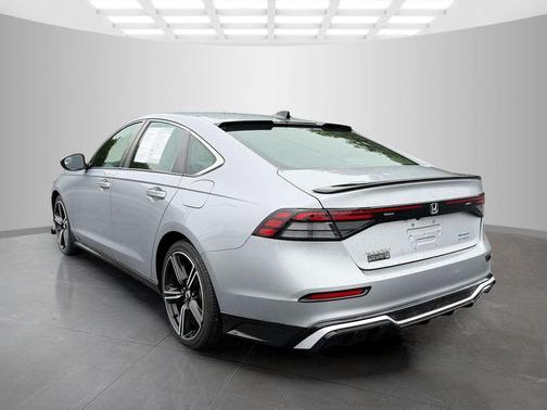 Lunar Silver Metallic 2023 Honda Accord Hybrid Sport
