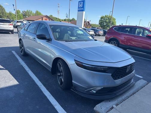 Lunar Silver Metallic 2023 Honda Accord Hybrid Sport