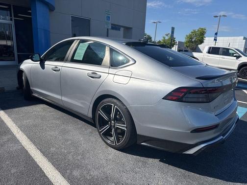 Lunar Silver Metallic 2023 Honda Accord Hybrid Sport