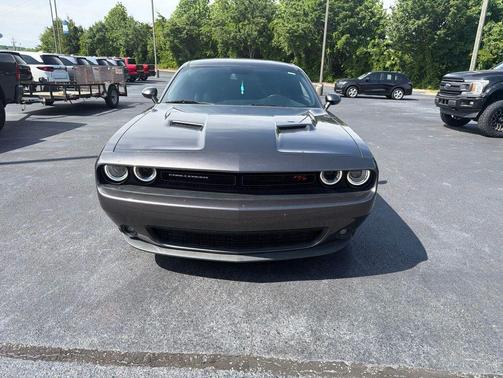 Granite Pearlcoat 2017 Dodge Challenger R/T