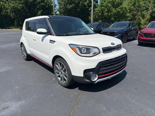 Clear White 2019 Kia Soul !