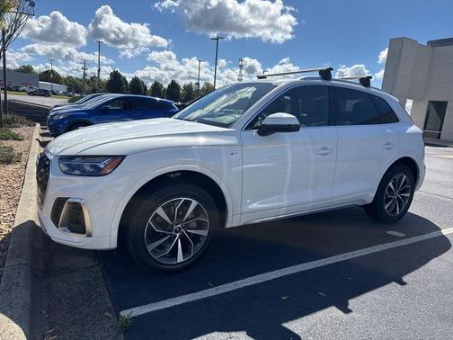 2023 Audi Q5 45 S line quattro Premium