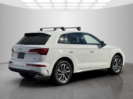 2023 Audi Q5 45 S line quattro Premium