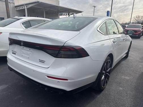 2024 Honda Accord Hybrid Touring