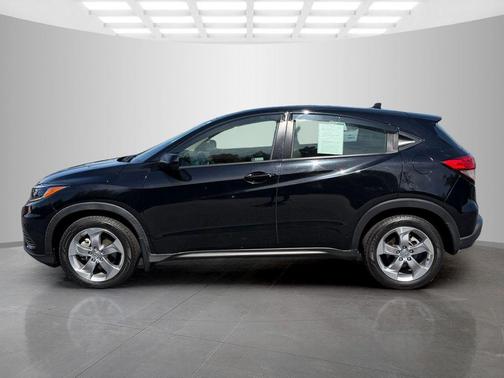 Crystal Black Pearl 2021 Honda HR-V LX