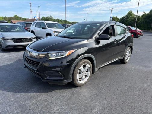 Crystal Black Pearl 2021 Honda HR-V LX