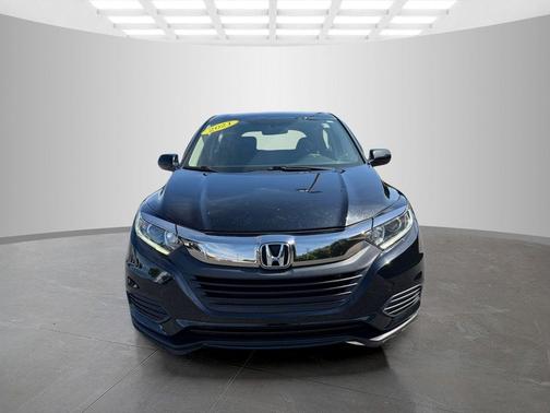 Crystal Black Pearl 2021 Honda HR-V LX