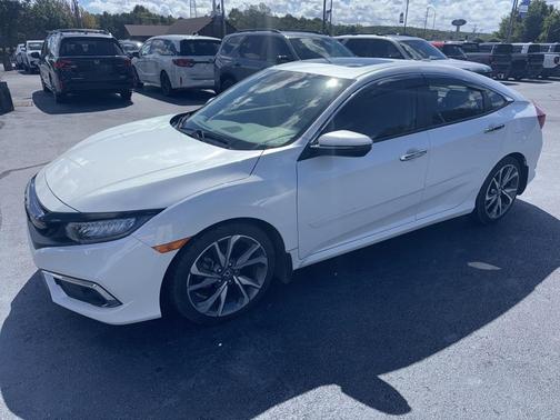 2019 Honda Civic Touring