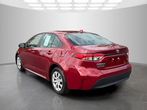 Ruby Flare Pearl 2024 Toyota Corolla LE