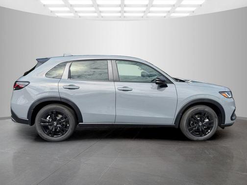 Crystal Black Pearl 2026 Honda HR-V Sport