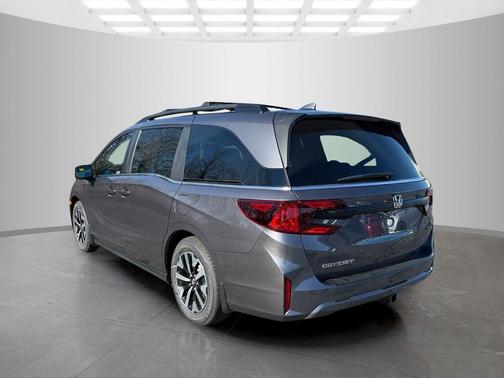 Modern Steel Metallic 2026 Honda Odyssey EX-L