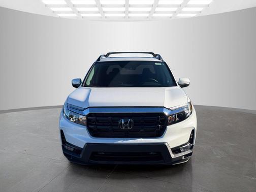 White / Black 2026 Honda Ridgeline RTL