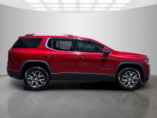 Volcanic Red Tintcoat 2023 GMC Acadia AWD SLT
