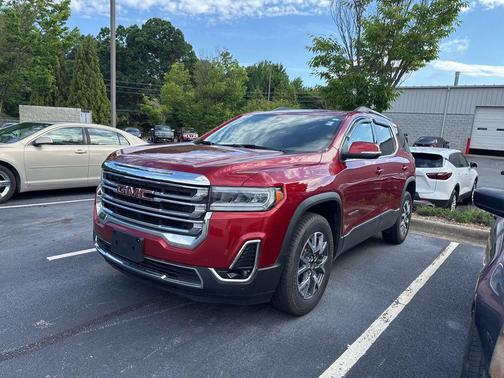 Volcanic Red Tintcoat 2023 GMC Acadia AWD SLT