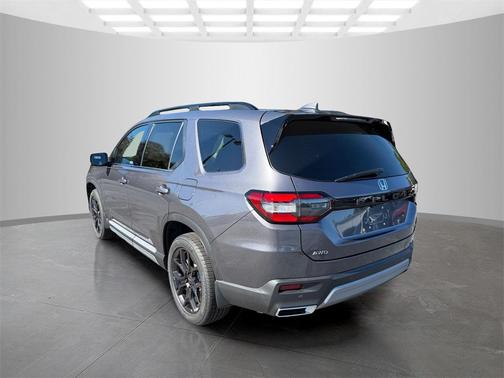 2025 Honda Pilot Touring+