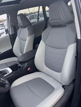 Blueprint 2025 Toyota RAV4 XLE Premium