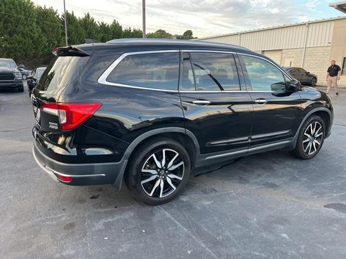 2021 Honda Pilot Touring 7-Passenger