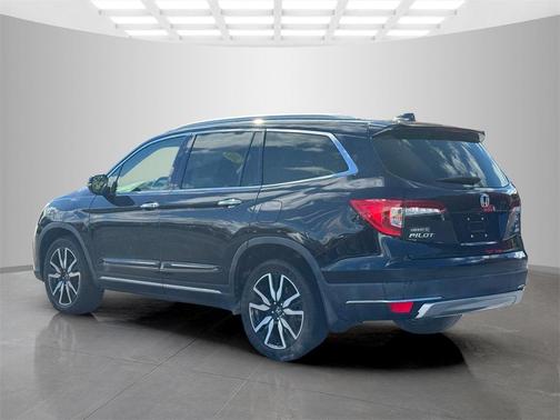 2021 Honda Pilot Touring 7-Passenger