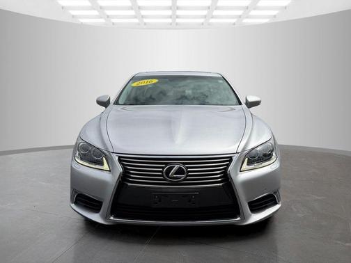Atomic Silver 2016 Lexus LS 460 Base