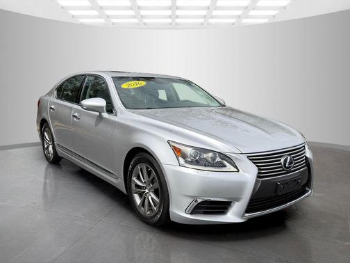 Atomic Silver 2016 Lexus LS 460 Base
