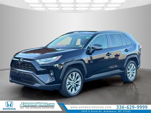 2022 Toyota RAV4 XLE Premium