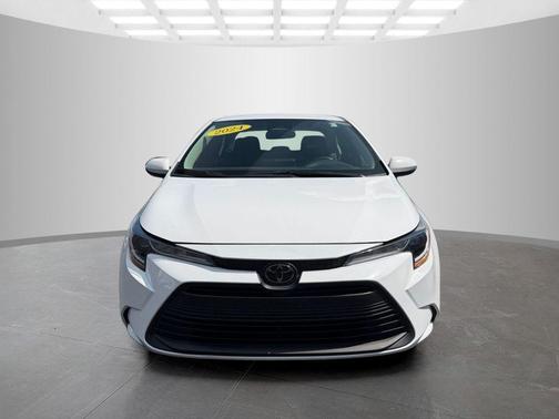 Wind Chill Pearl 2024 Toyota Corolla LE