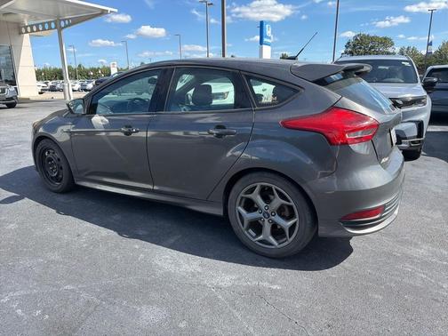 2017 Ford Focus ST Base
