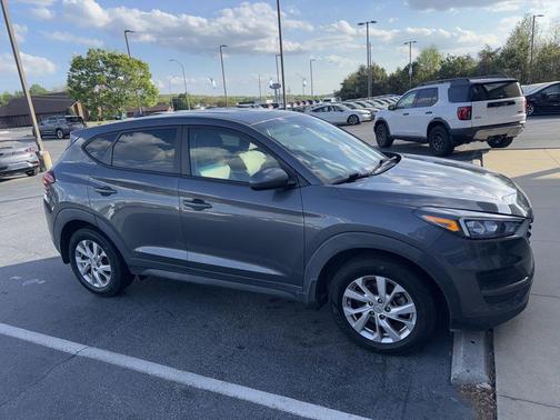 Coliseum Gray 2019 Hyundai TUCSON SE
