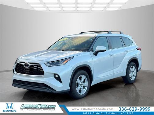 2023 Toyota Highlander LE