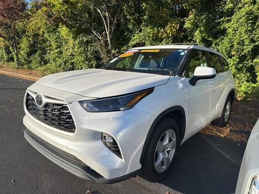 2023 Toyota Highlander L