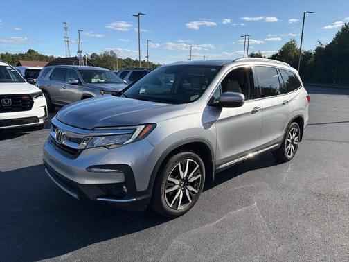 2022 Honda Pilot Touring 7-Passenger