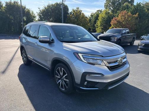 2022 Honda Pilot Touring 7-Passenger