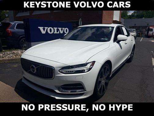 Ice White 2017 Volvo S90 T6 Inscription