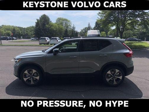 2026 Volvo XC40 B5 Plus