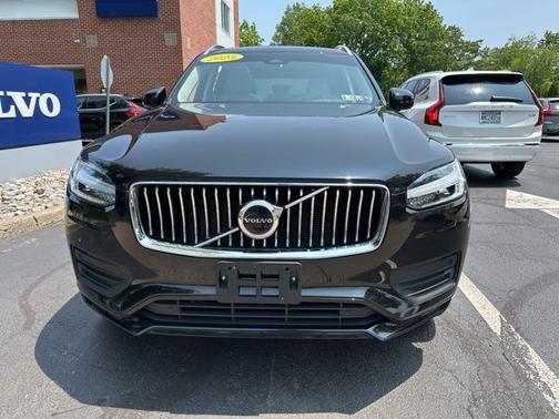 2023 Volvo XC90 B5 AWD Core