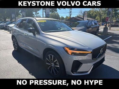 2025 Volvo XC60 B5 Plus