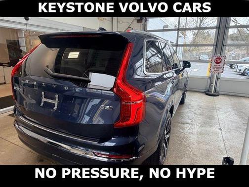 2023 Volvo XC90 B5 Plus