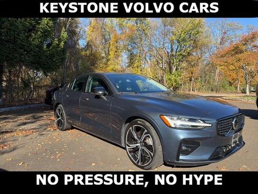 2025 Volvo S60 B5 Core