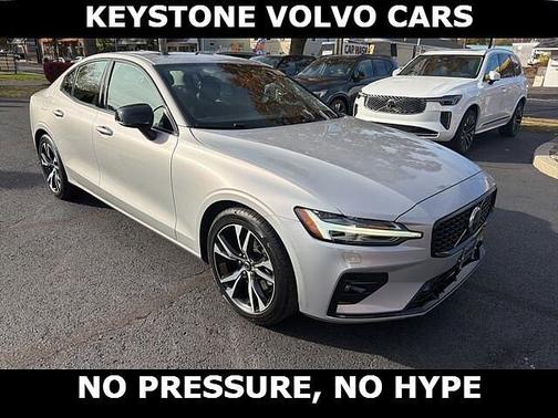 2025 Volvo S60 Core