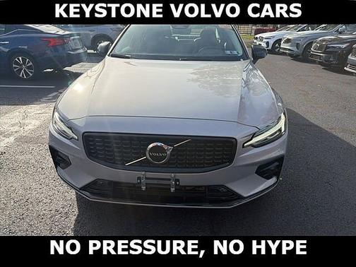 2025 Volvo S60 Core