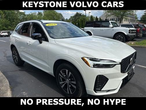 2024 Volvo XC60 B5 Core Dark