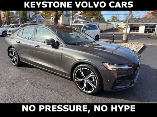 2025 Volvo S60 B5 Core