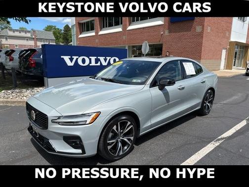 2024 Volvo S60 B5 Core Dark