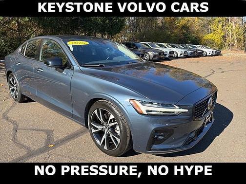2025 Volvo S60 Plus