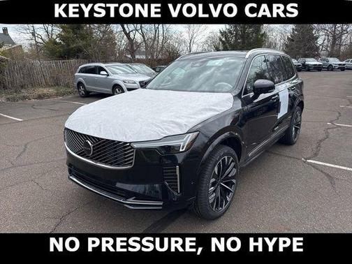 Onyx Black Metallic 2026 Volvo XC90 B6 Plus 7-Seater