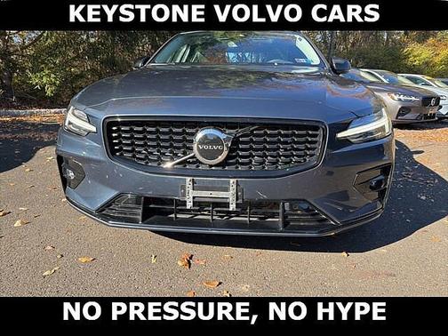 2025 Volvo S60 Core