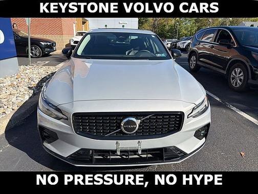 2025 Volvo S60 Core